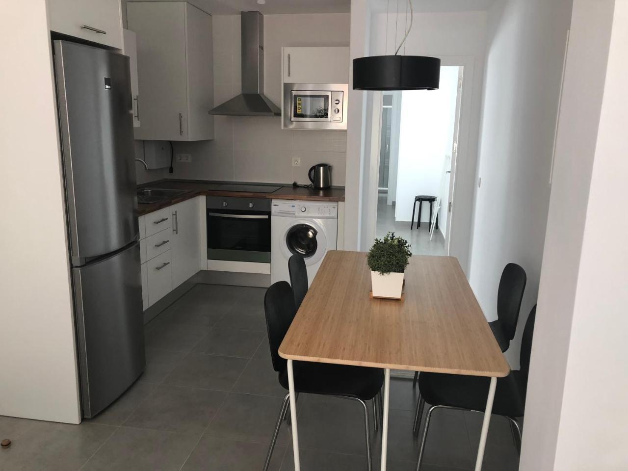 - Jinetes, 10 Appartement *
