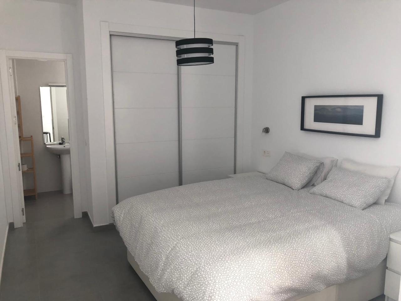 - Jinetes, 10 * Málaga