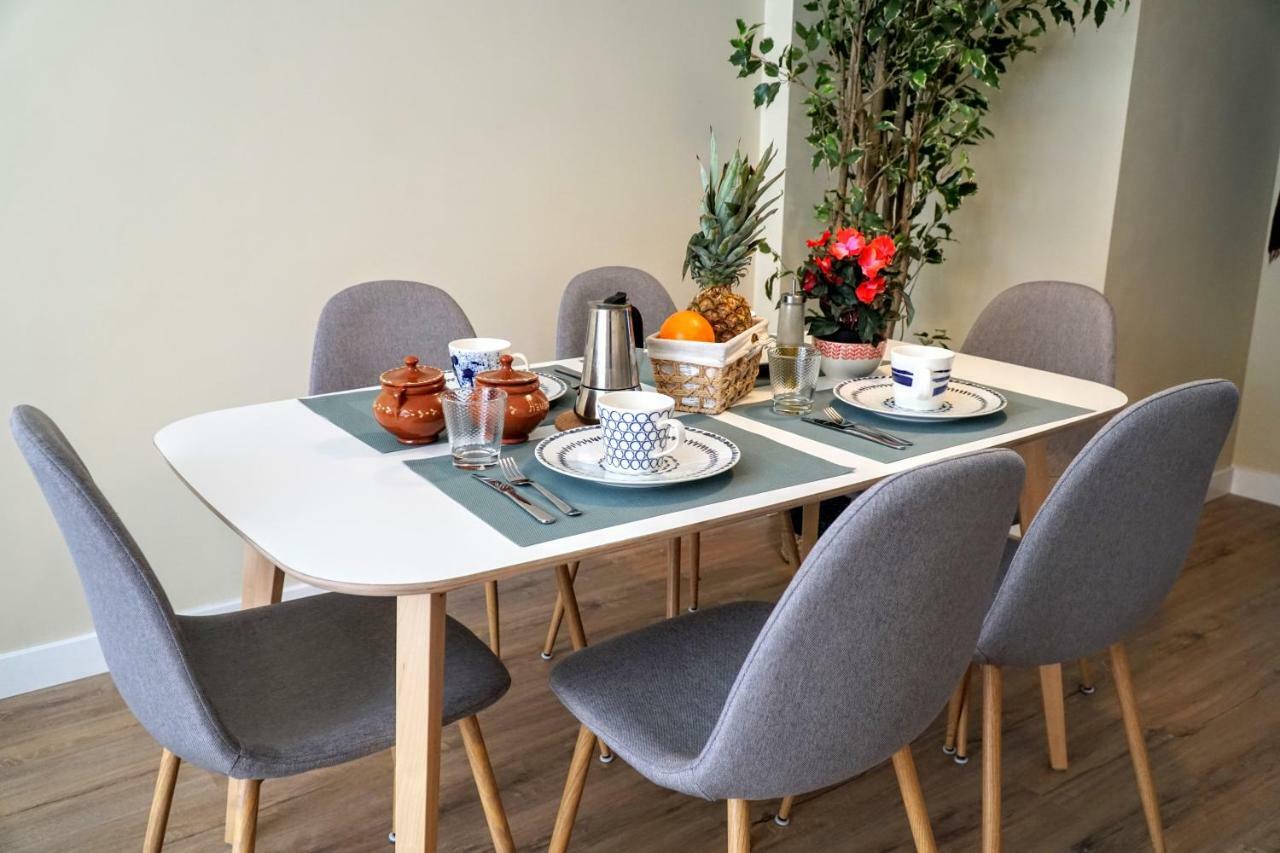 Lägenhet Homely Obispo Con Parking