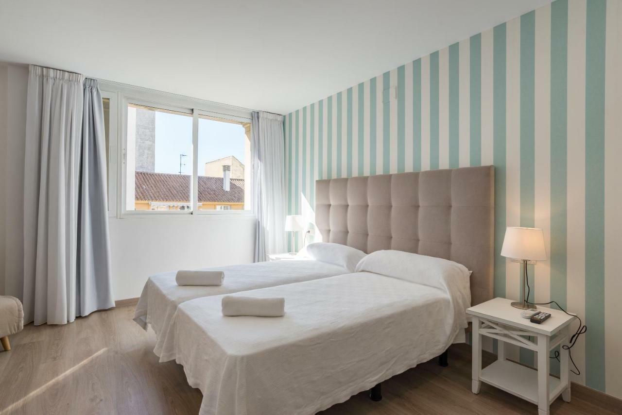 Urbe10 Atarazanas Premium Loft 4 * Málaga