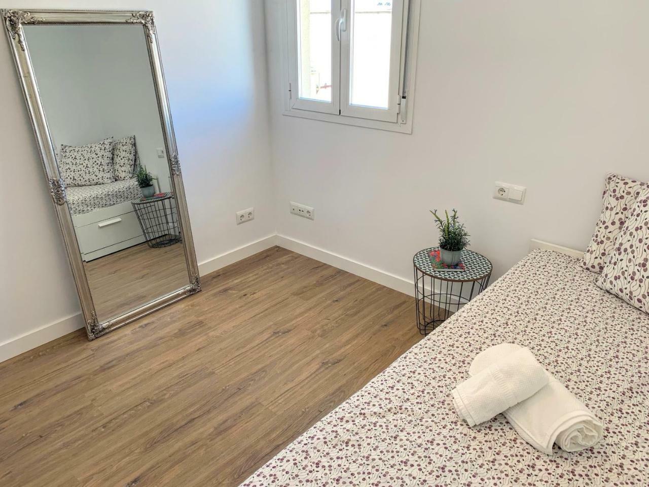 Lägenhet Homely Obispo Con Parking Málaga