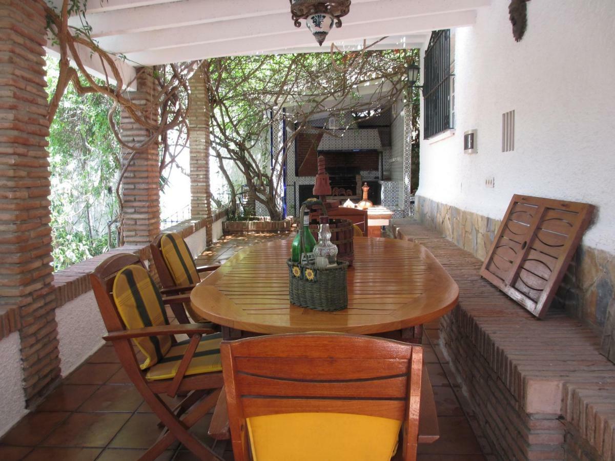 Rentcostadelsol Pinares-malaga Málaga
