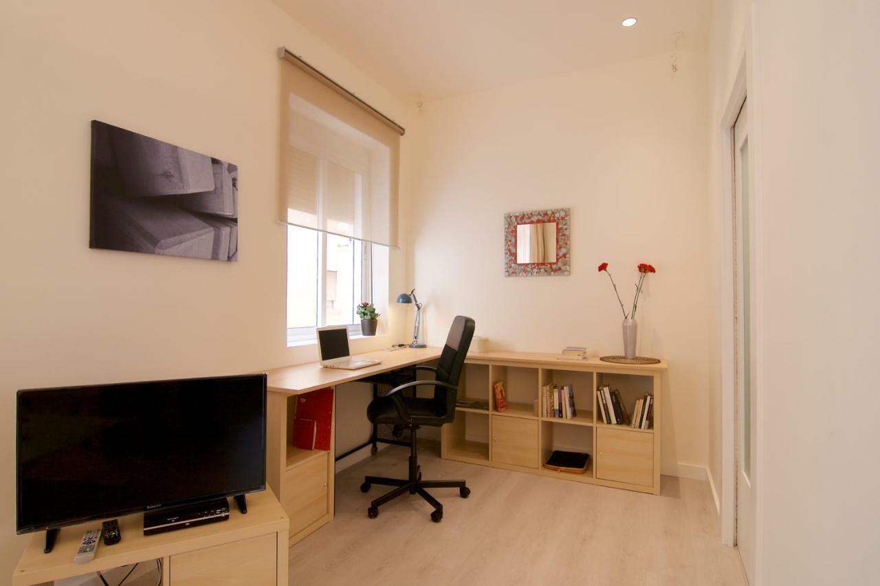 Flat Soho Center With Balcony *