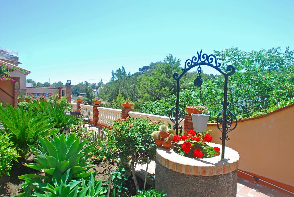Victoria Hotel 2*