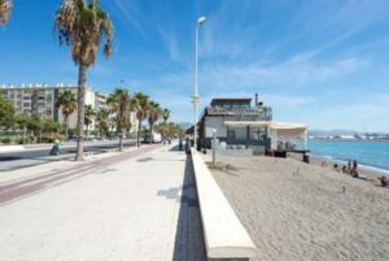 Facing The Sea And Close To The Center Of Appartement Málaga