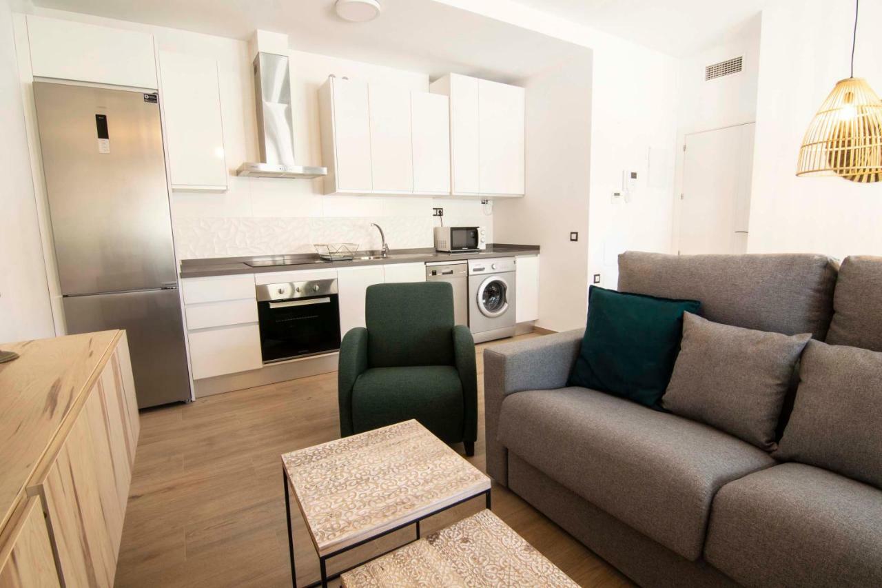 Letmalaga Carlos Haya Apartment *