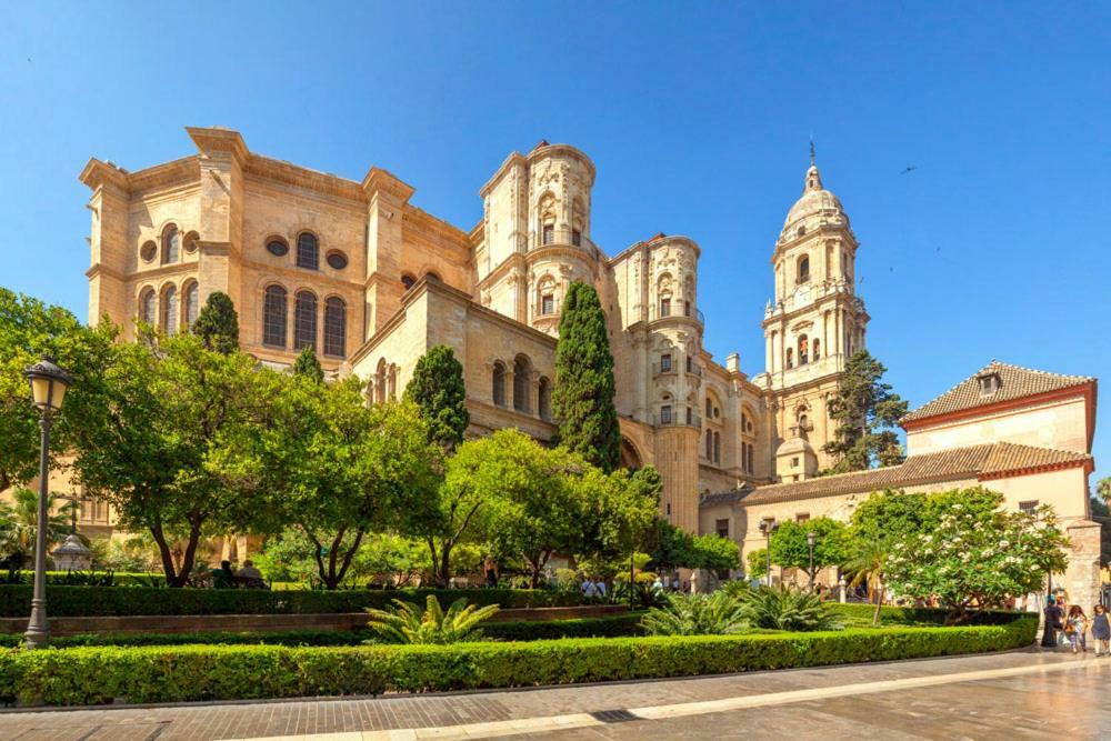 Cathedral Hostel Malaga