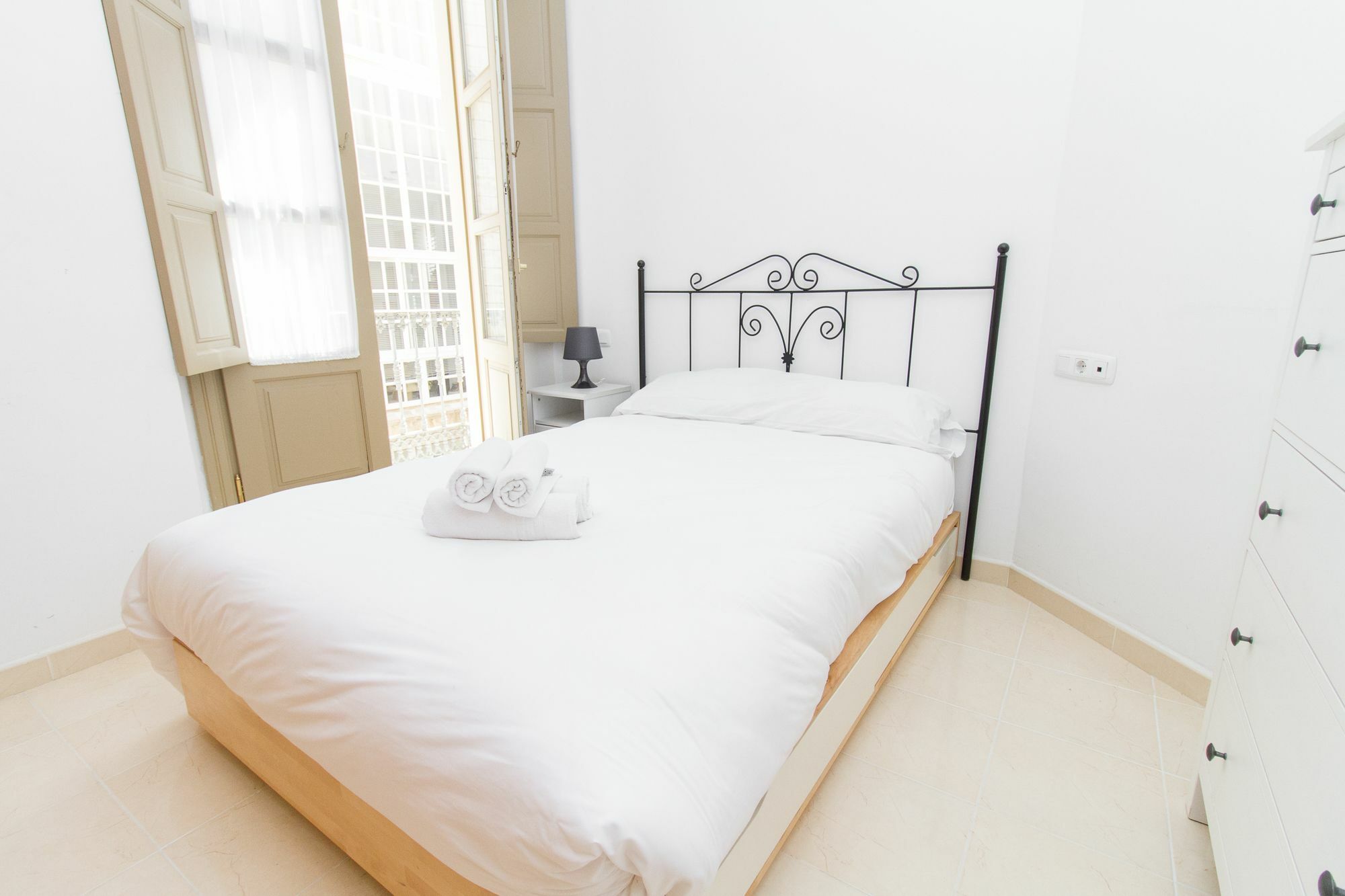 Apartamento Calle Mezquitilla - Spacious By La Recepcion Málaga