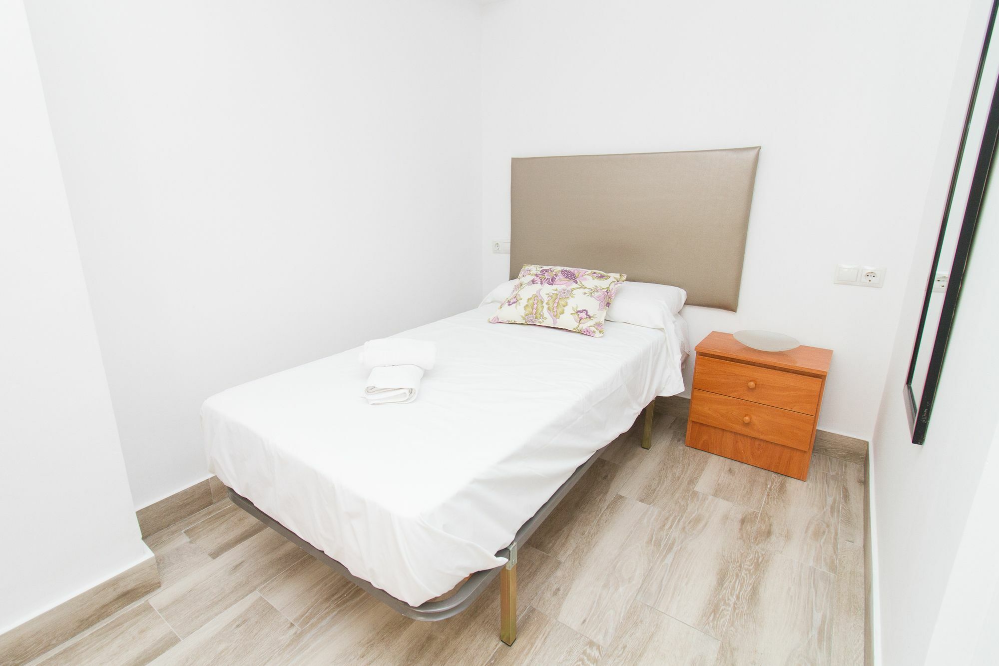 Modish 3 Bedroom In By La Recepcion Apartamento *