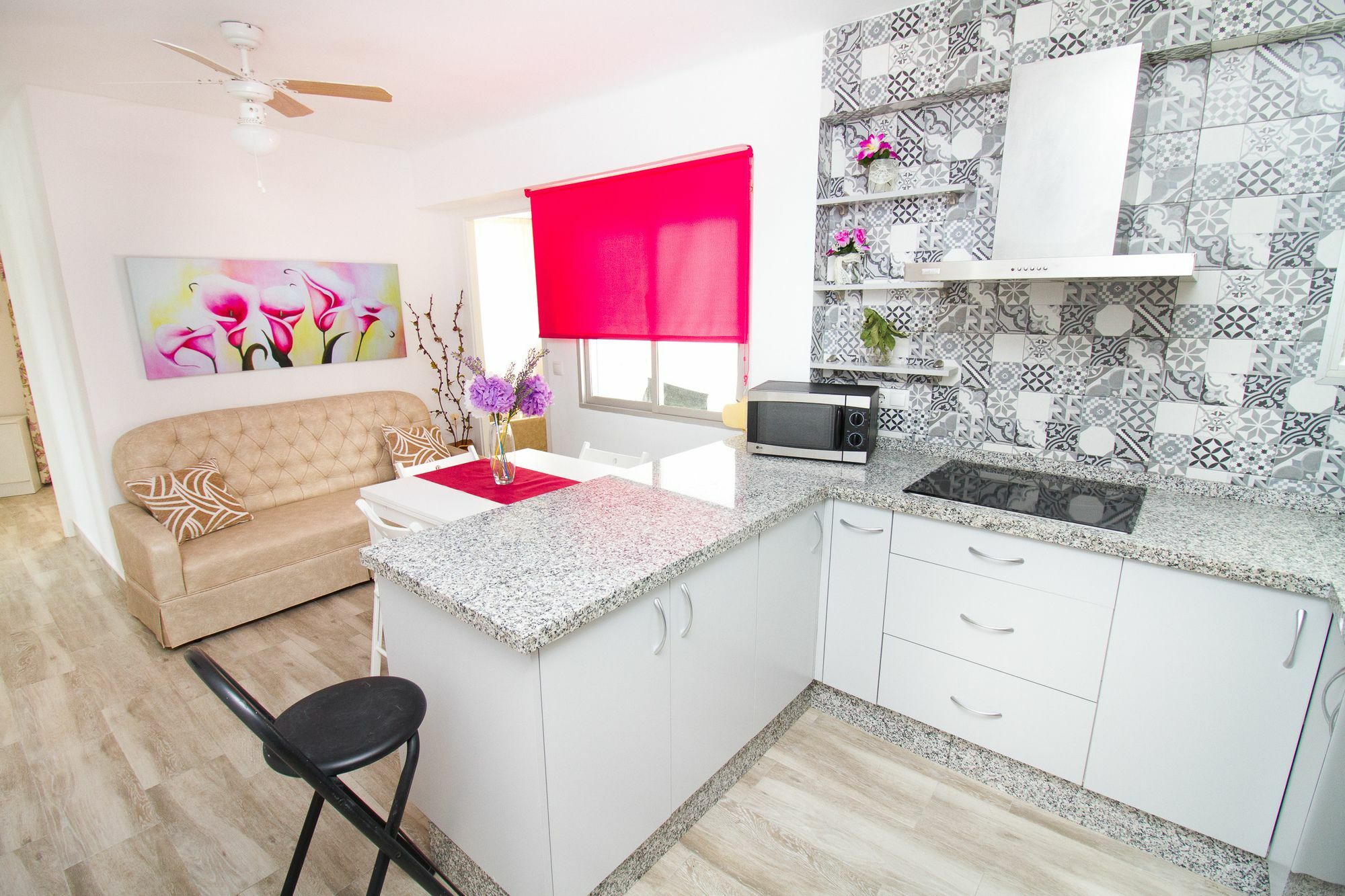 Modish 3 Bedroom In By La Recepcion Apartamento *