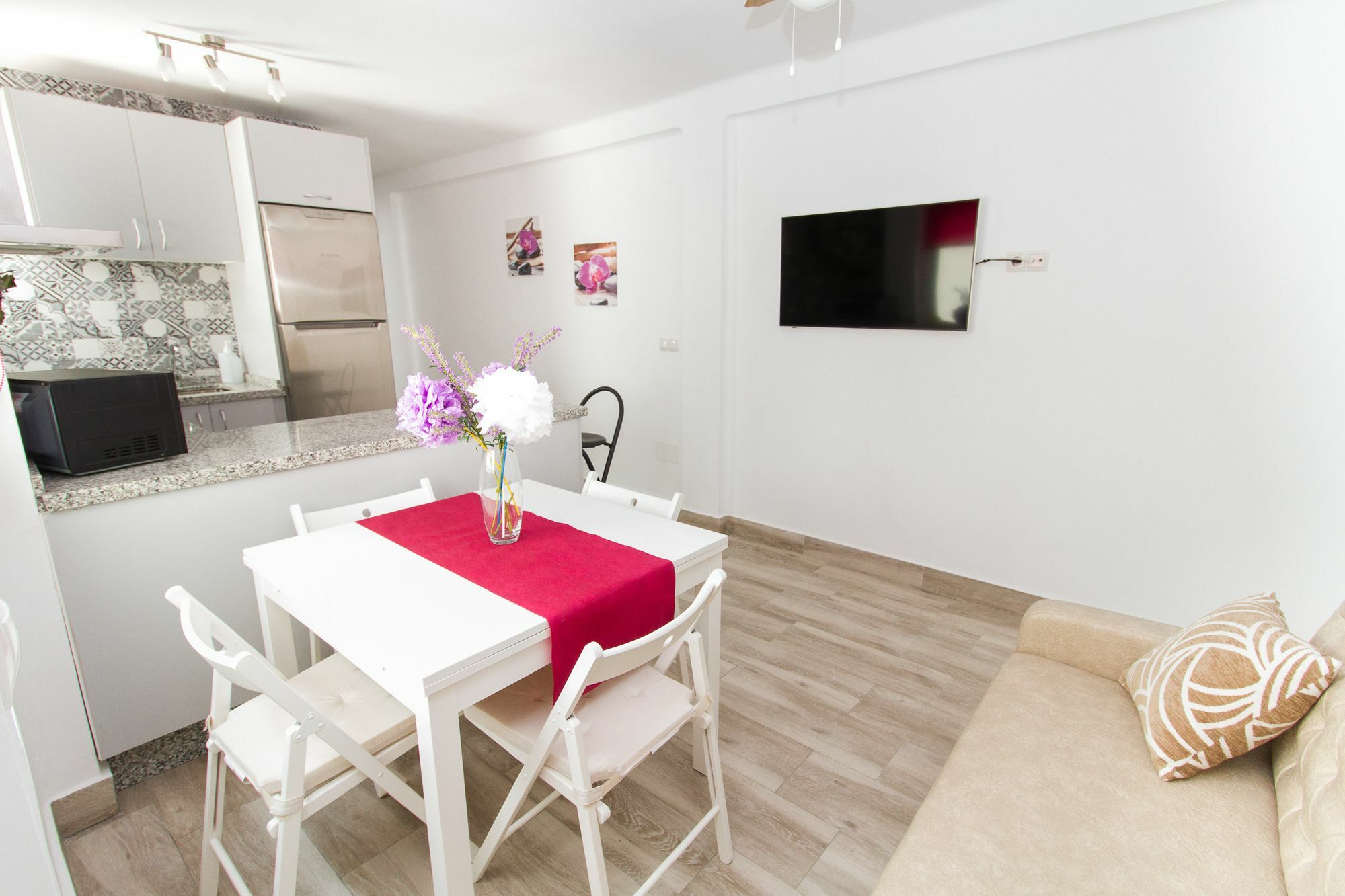 Modish 3 Bedroom In By La Recepcion Apartamento *