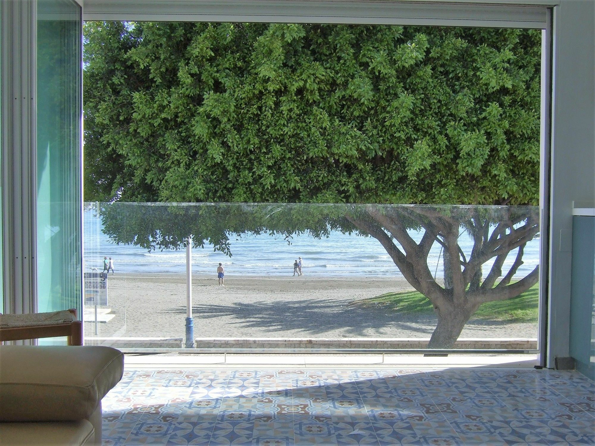Apartamento Beachfront House
