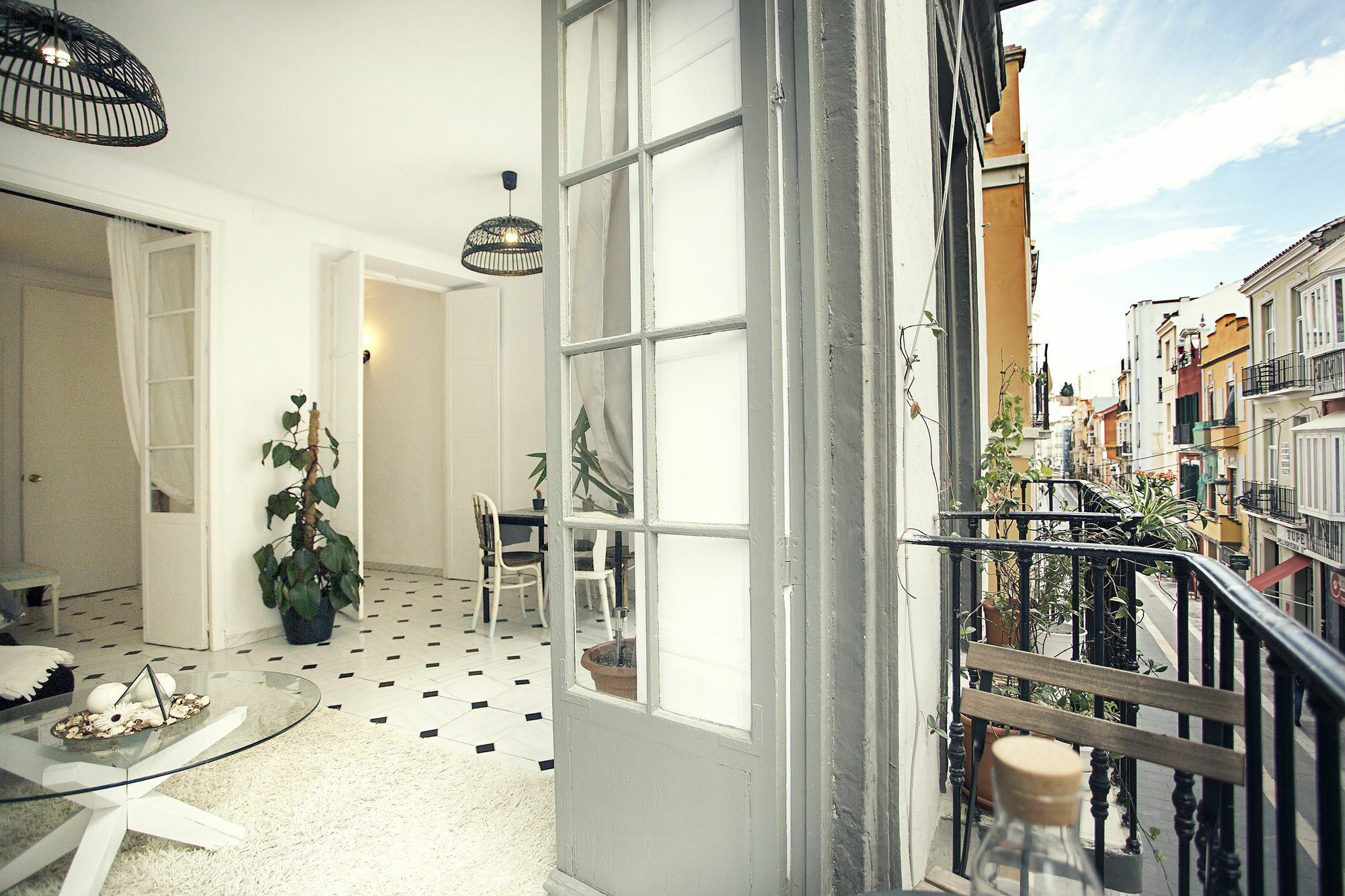Bright And Cozy Center