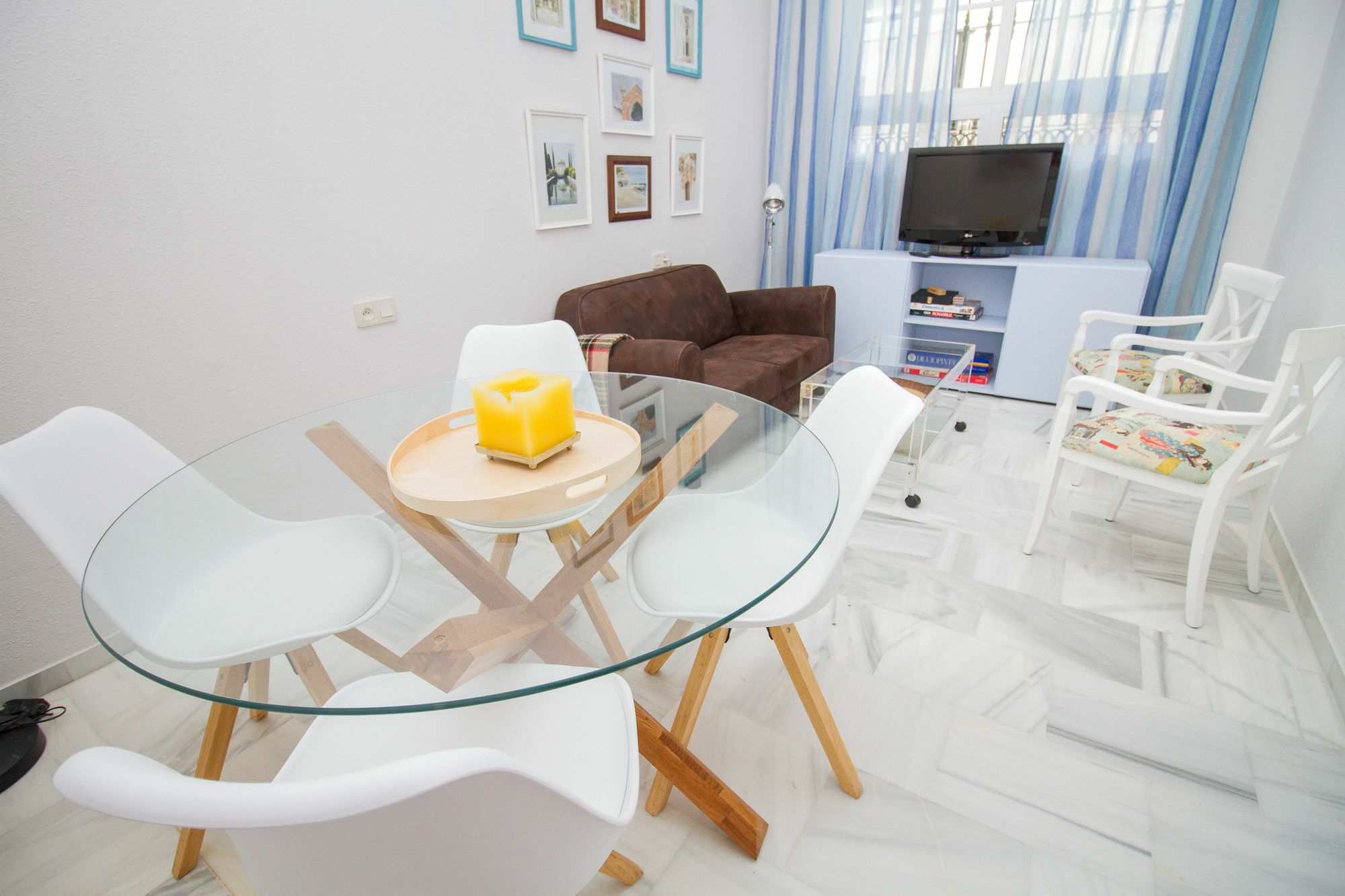Apartment Lovely & By La Recepcion