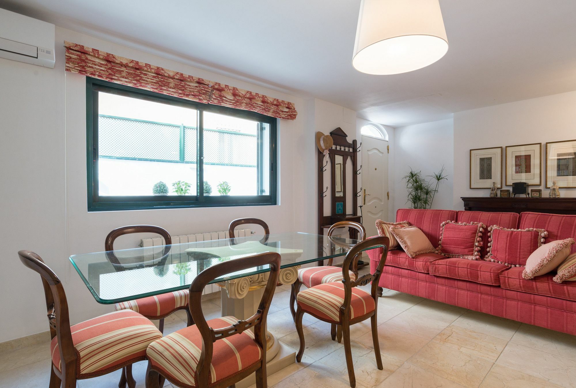 Apartment Limonar