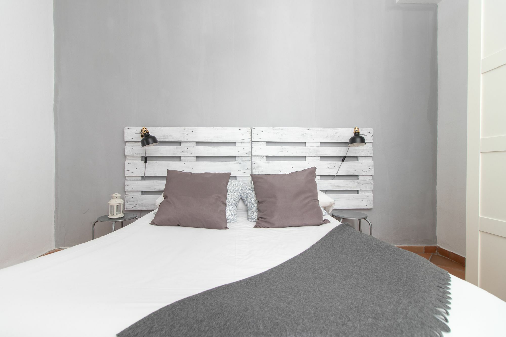 Uncibays * Malaga