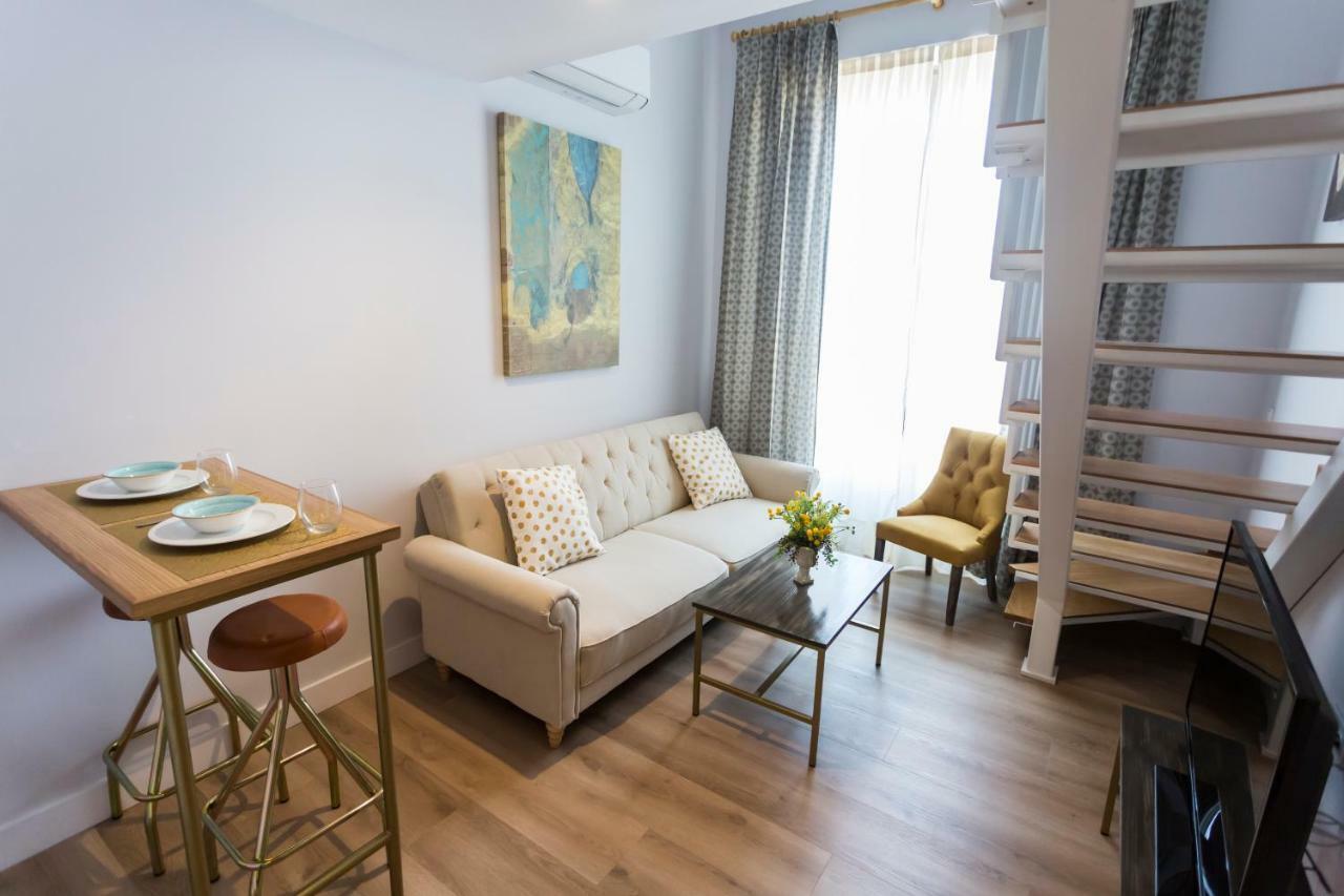 Casa De La Merced Apartment Málaga