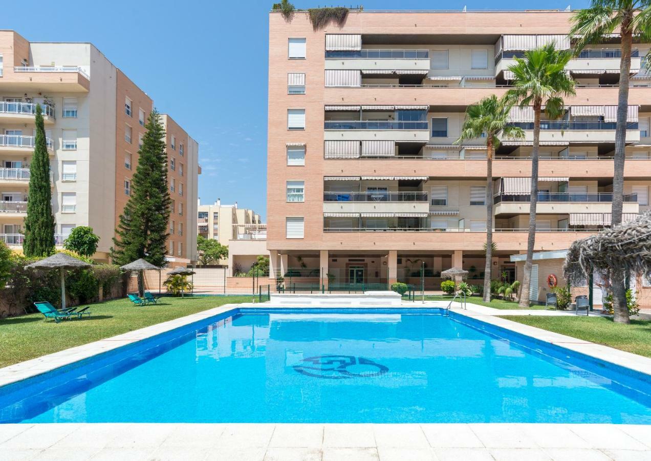 Charming On The - Pool And Parking Appartement *