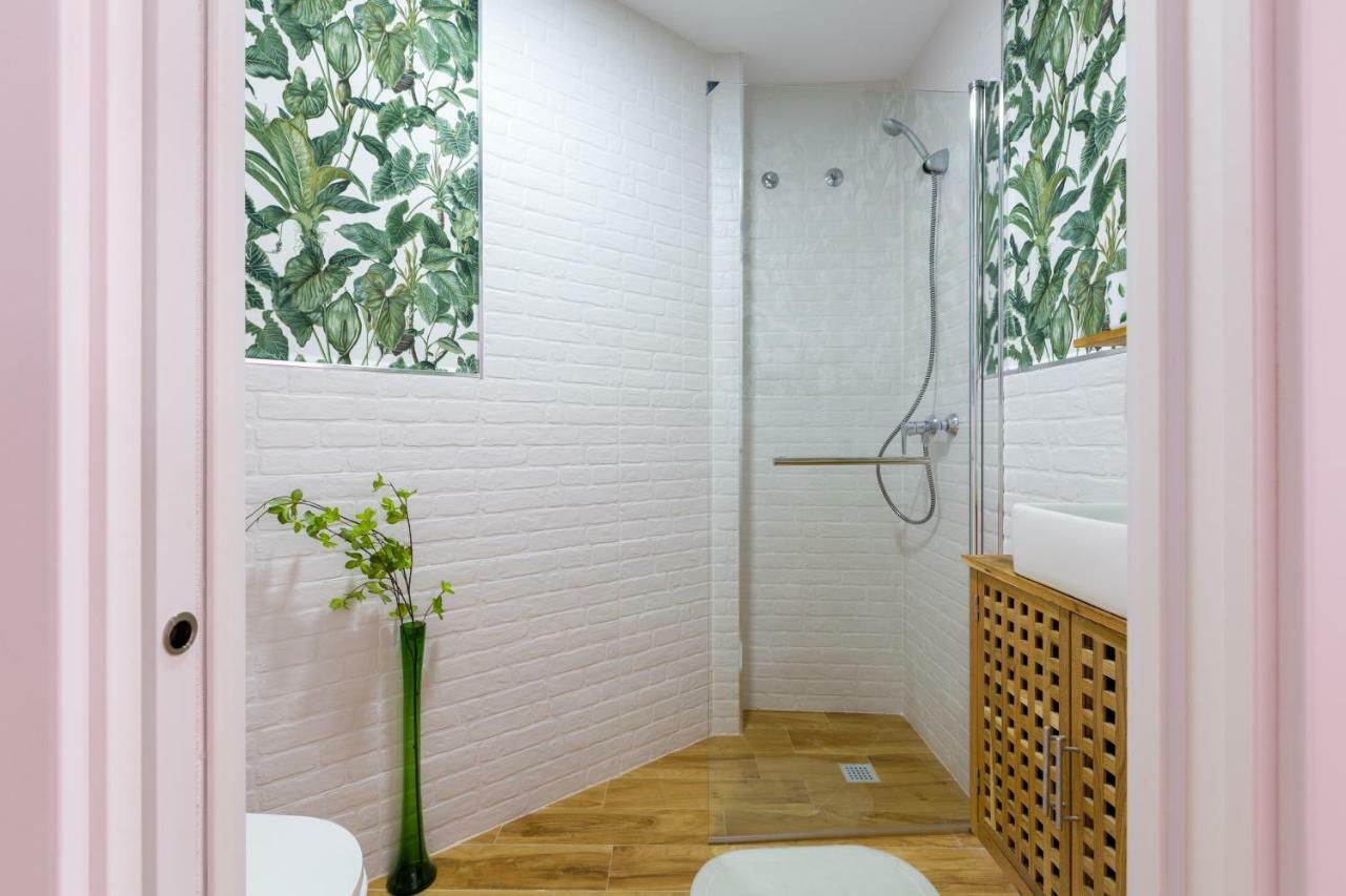 Renthas Huelin Beach Apartamento