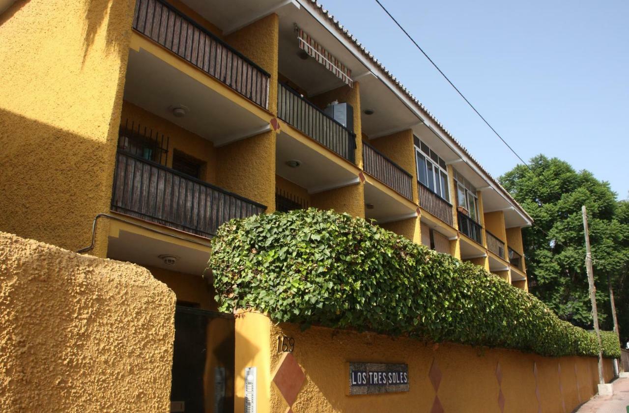 Tres Soles Apartamento *
