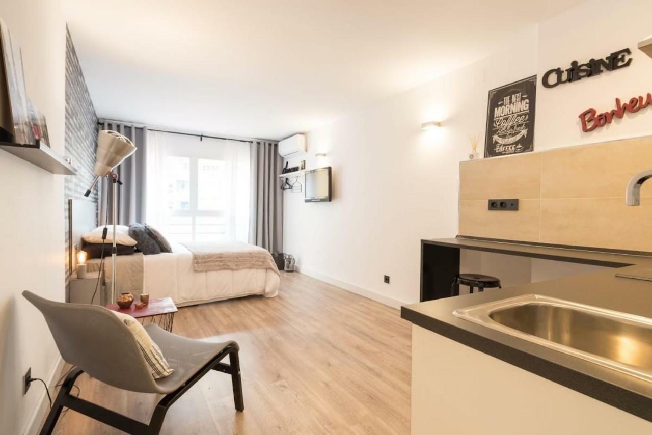 Malaga Beach Apartment Leilighet *