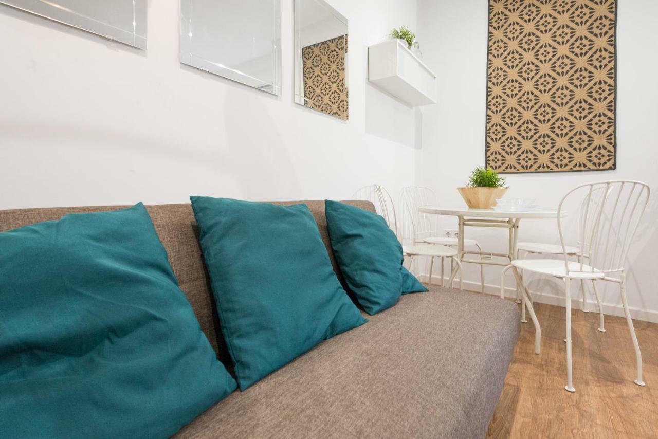 Lägenhet Apartamento Alameda De Colon