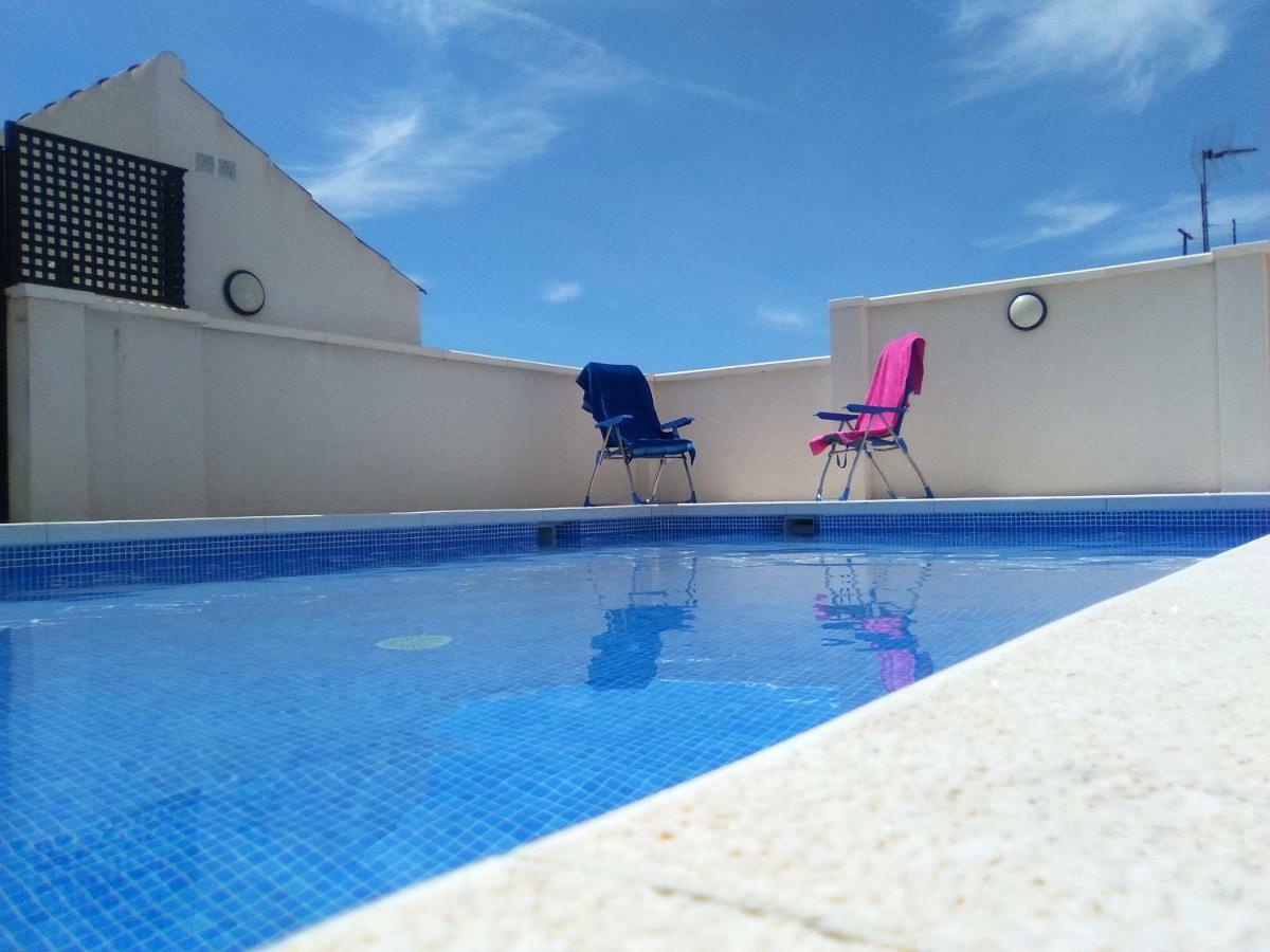 Amazing In The Heart Of Pool & Free Parking Leilighet