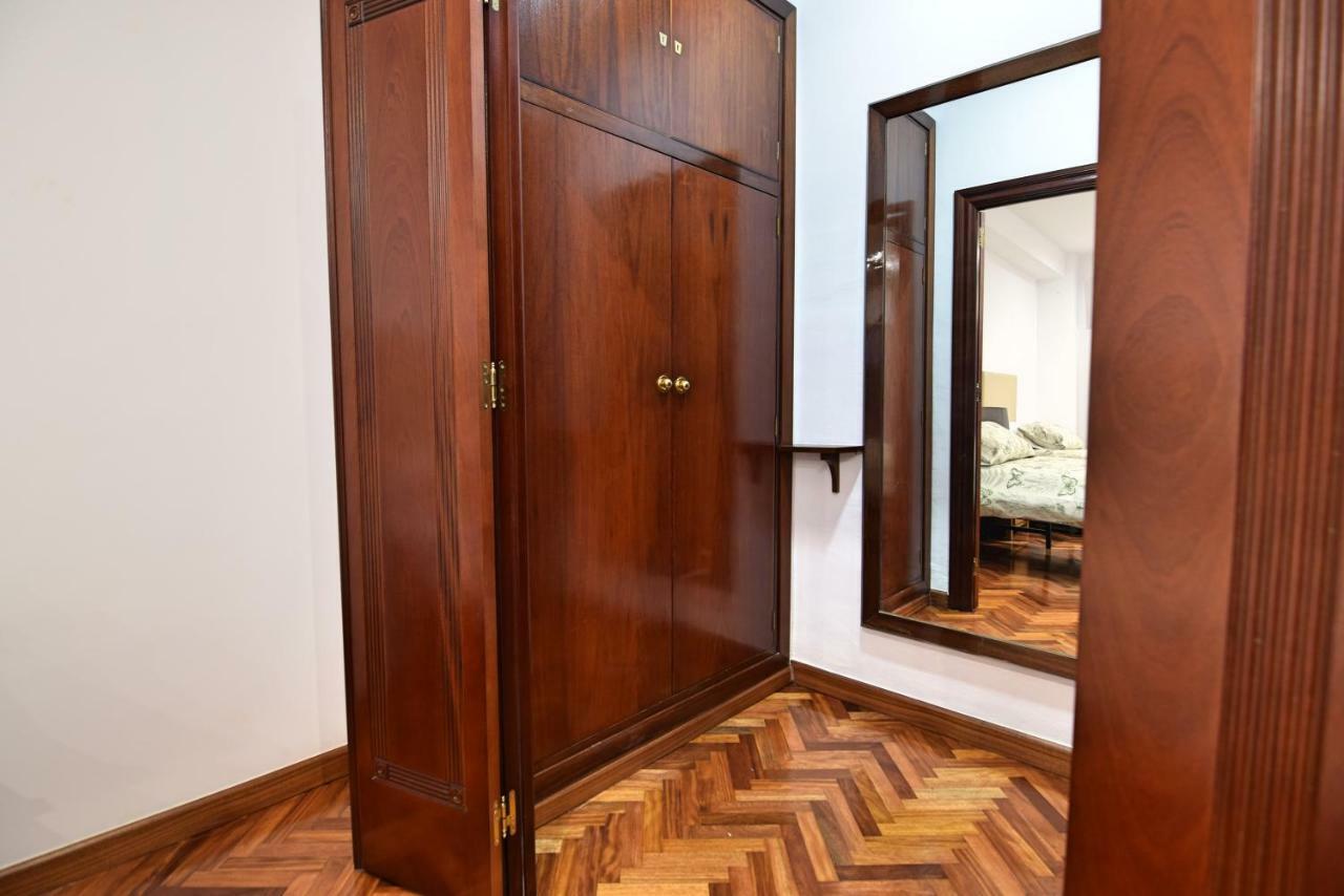 Luxury Reding Solo Familias Apartment