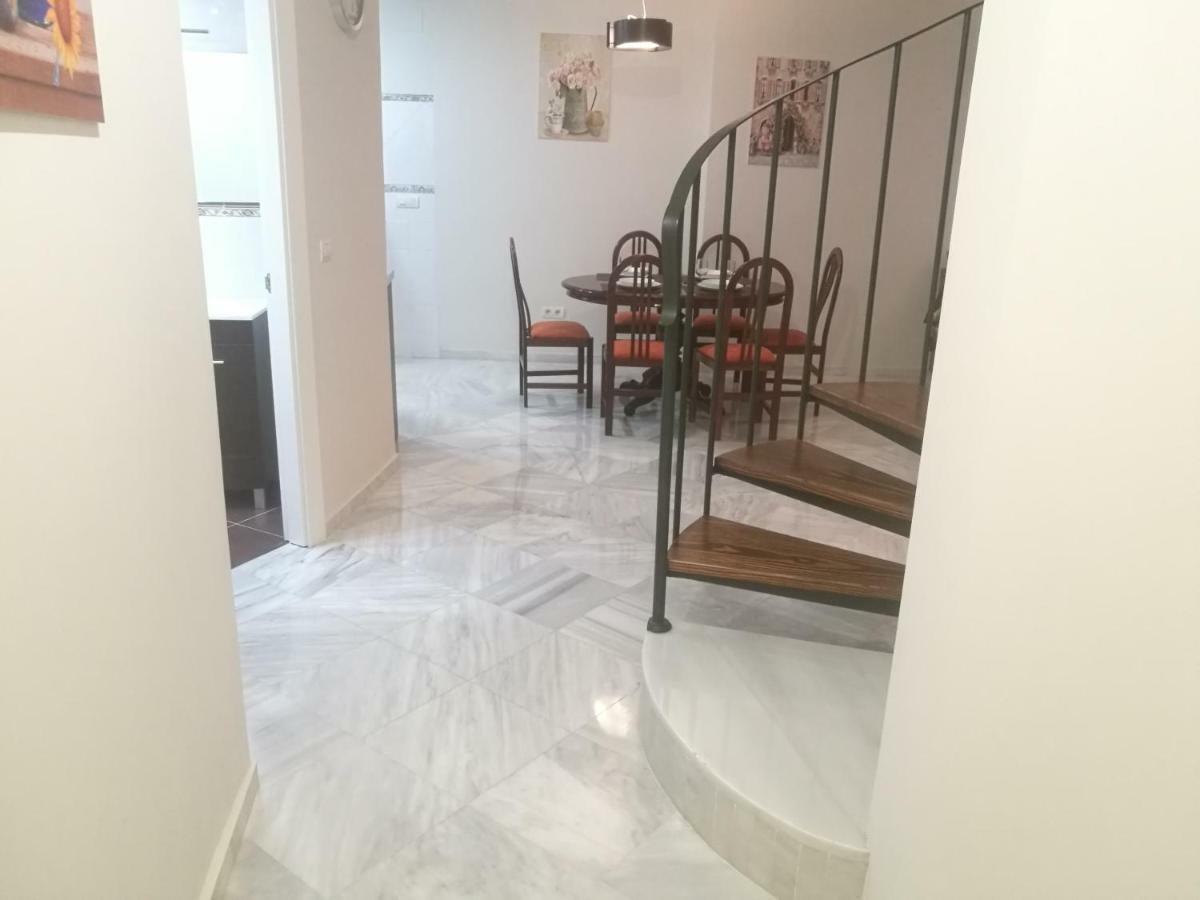 Edificio Vicente Apartment *