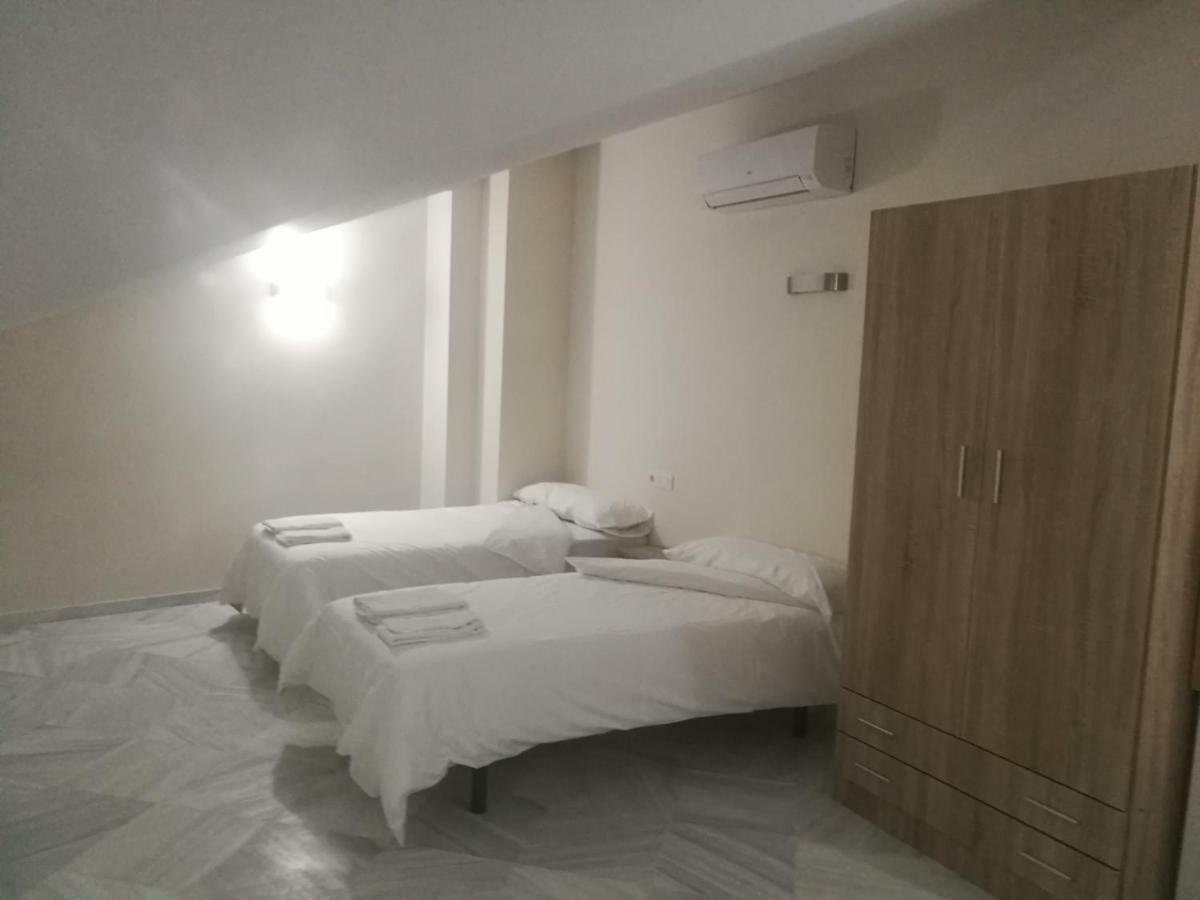 Edificio Vicente Apartment *