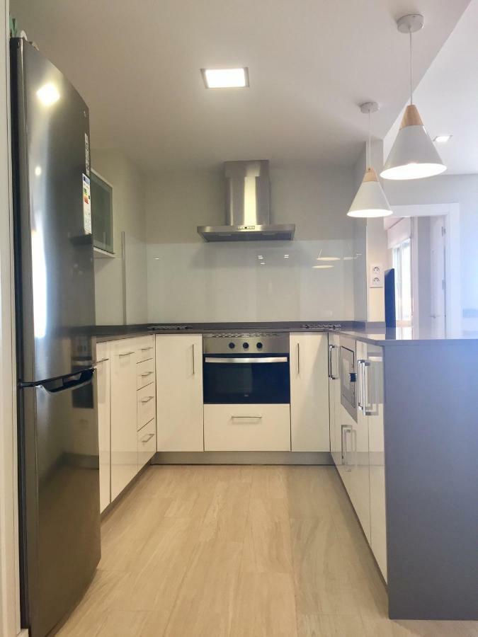Apartamento Sorolla 105, Luxury, Beach, Free Parking, Services, Quite Neighborhood, So