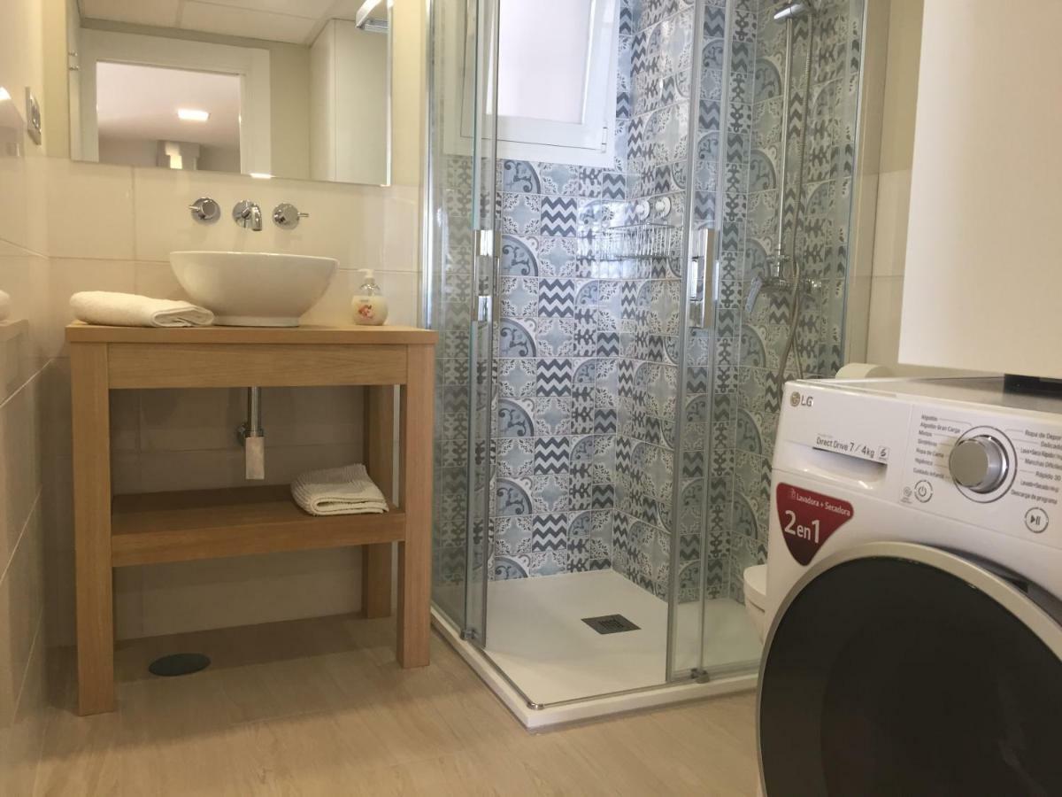 Sorolla 105, Luxury, Beach, Free Parking, Services, Quite Neighborhood, So