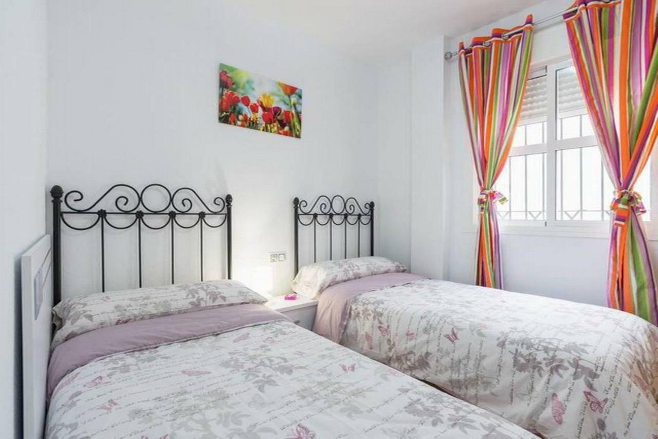 Violeta Centro Parking Privado Apartment Malaga