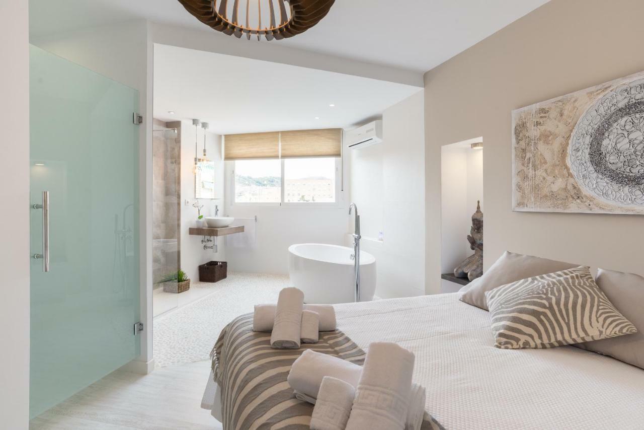 Stunning Spacious With Free Parking Appartement Málaga