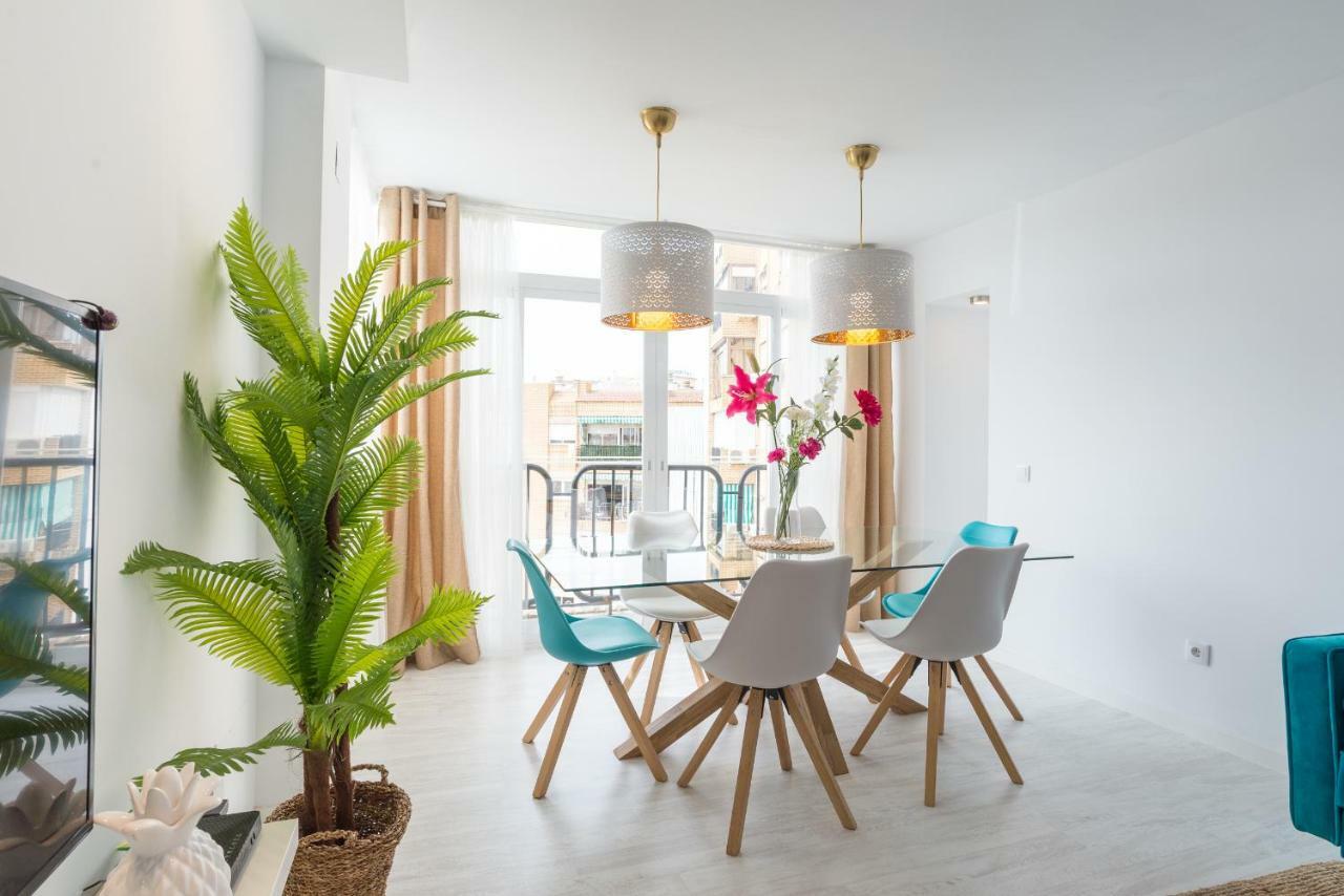 Appartement Stunning Spacious With Free Parking Málaga