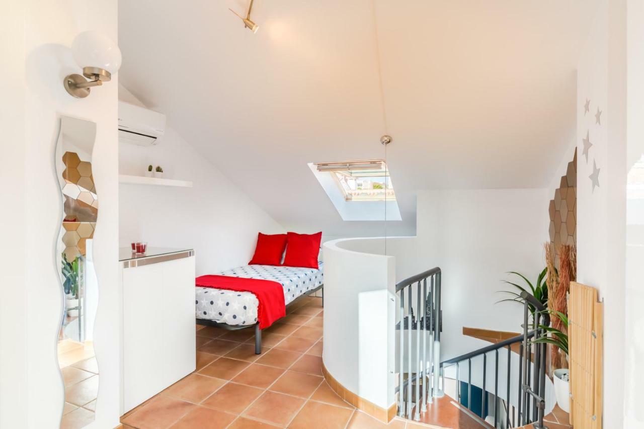 La Rubia Mercedes Apartamento Málaga