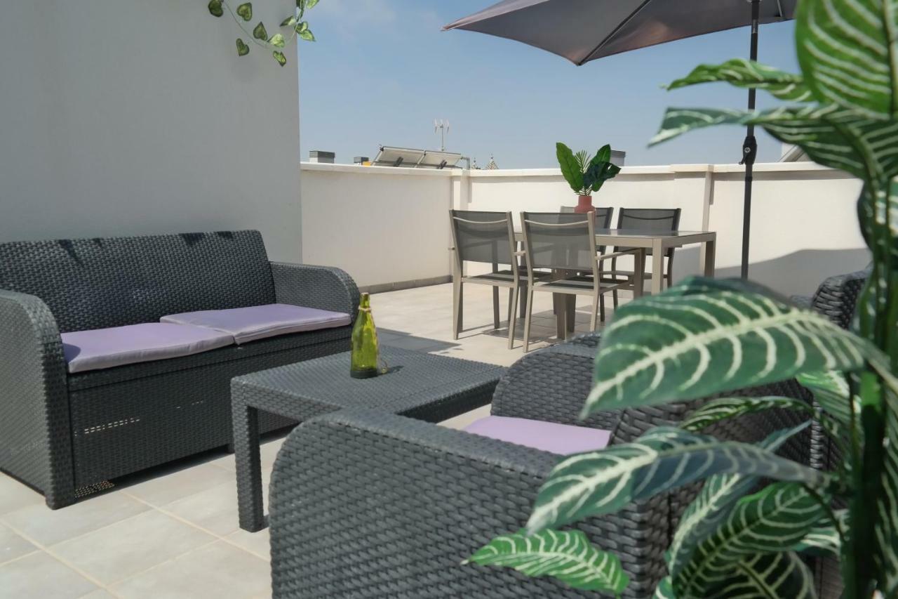 Penthouse & Pool Center * Málaga