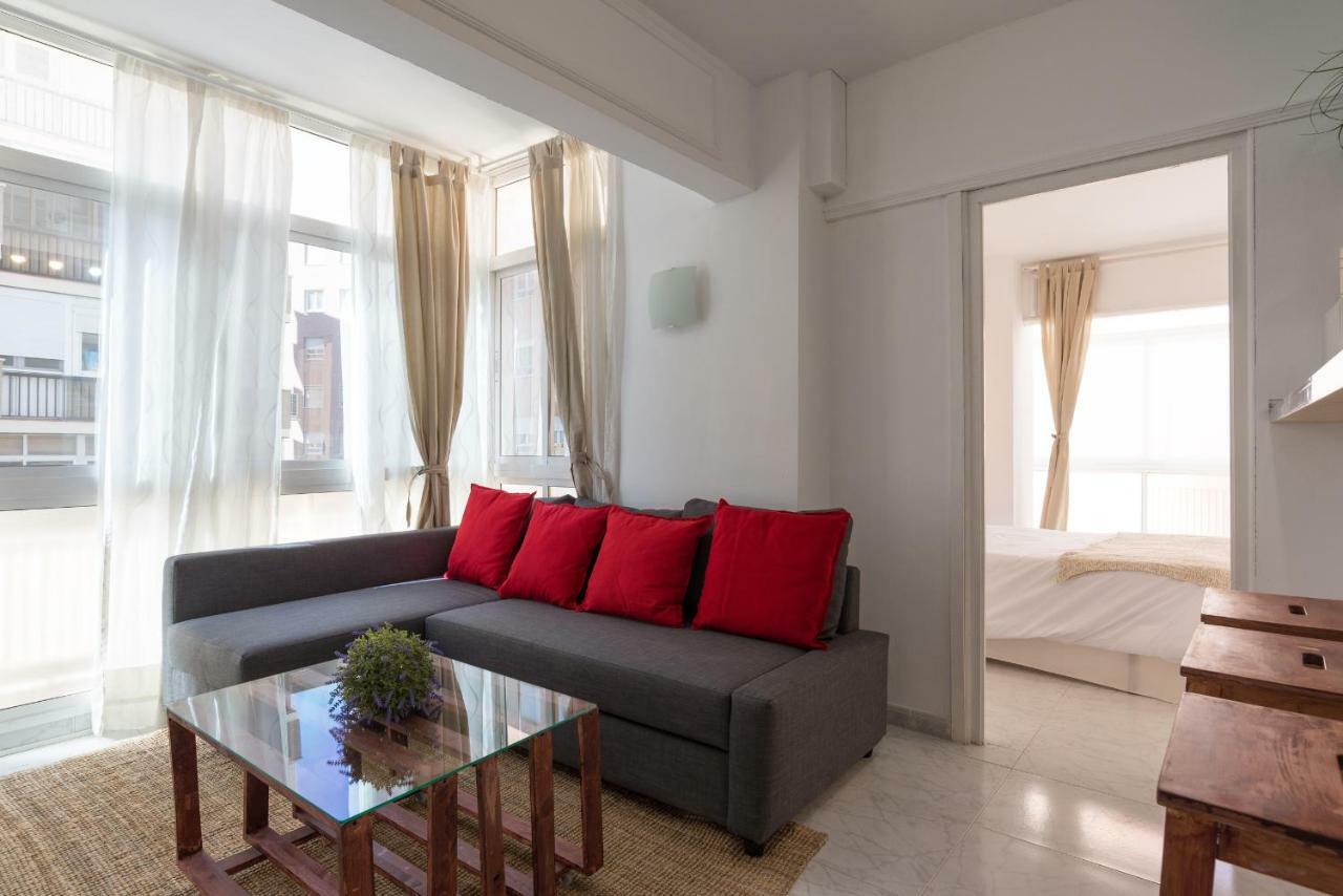 Mp1-ocean Views Apt On The Beach Apartamento Málaga