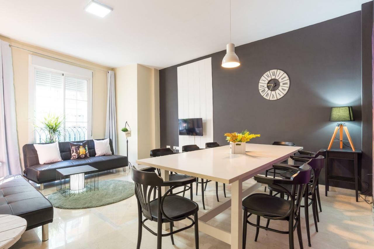 Gr2-large Groups Apt-walking Distance To Old Town Appartement Málaga