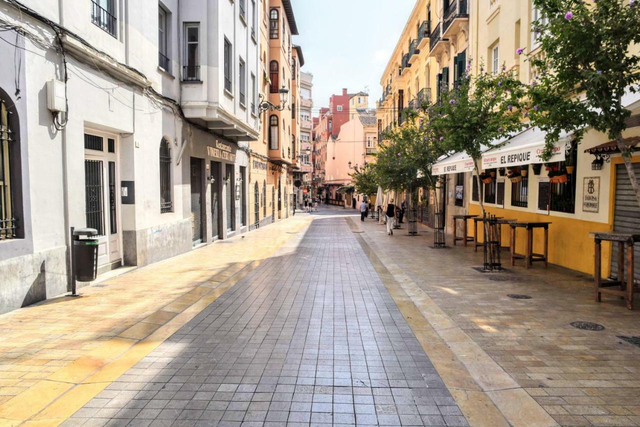 Lyrioshomes La Merced Centro Málaga