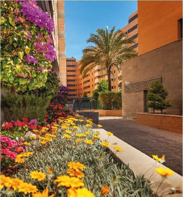 Buena Locacion Estacion Maria Zambrano Cerca De La Playa Y Centrico Málaga