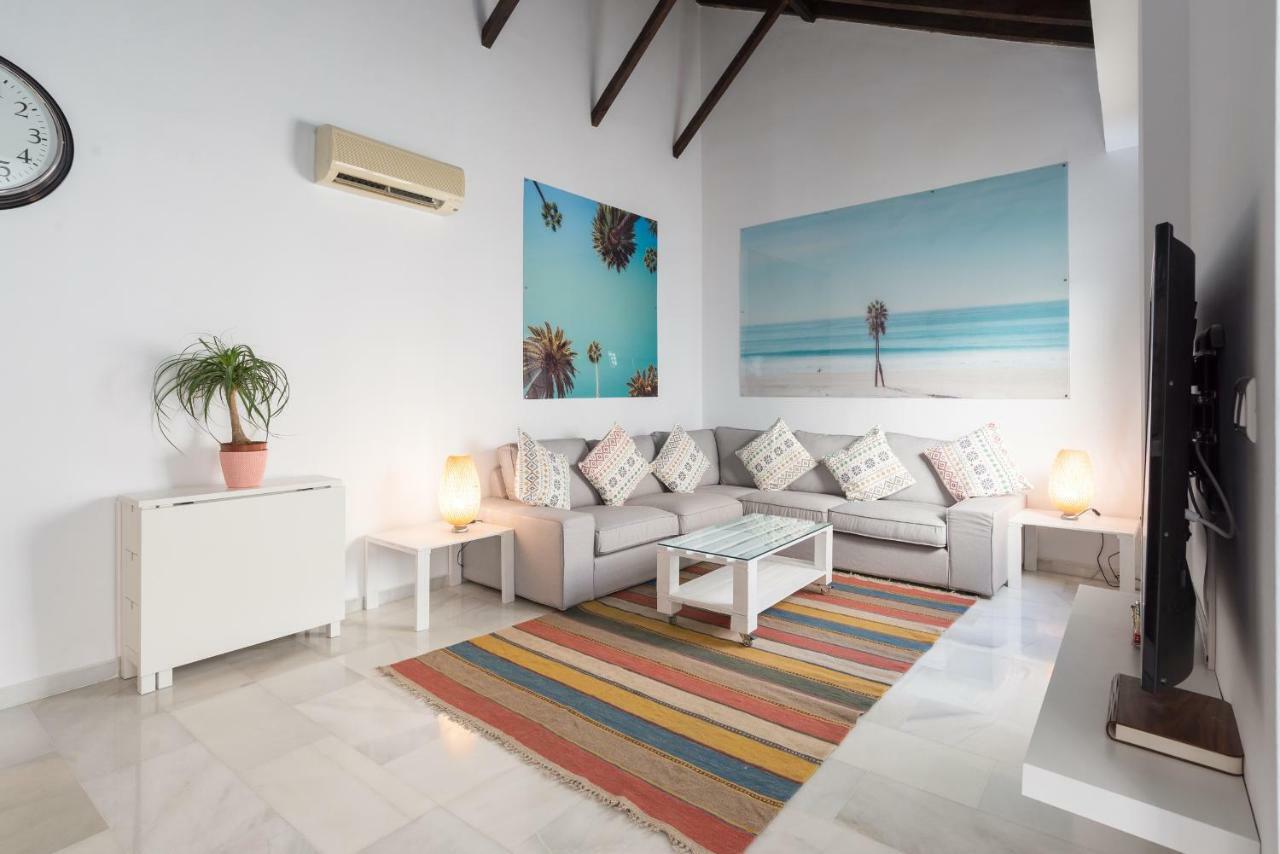 Ml3c-marble Penthouse-prime Location-high Ceilings Apartamento