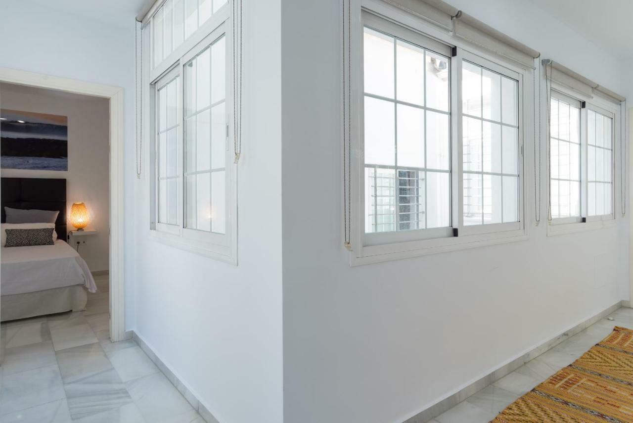 Ml3c-marble Penthouse-prime Location-high Ceilings *