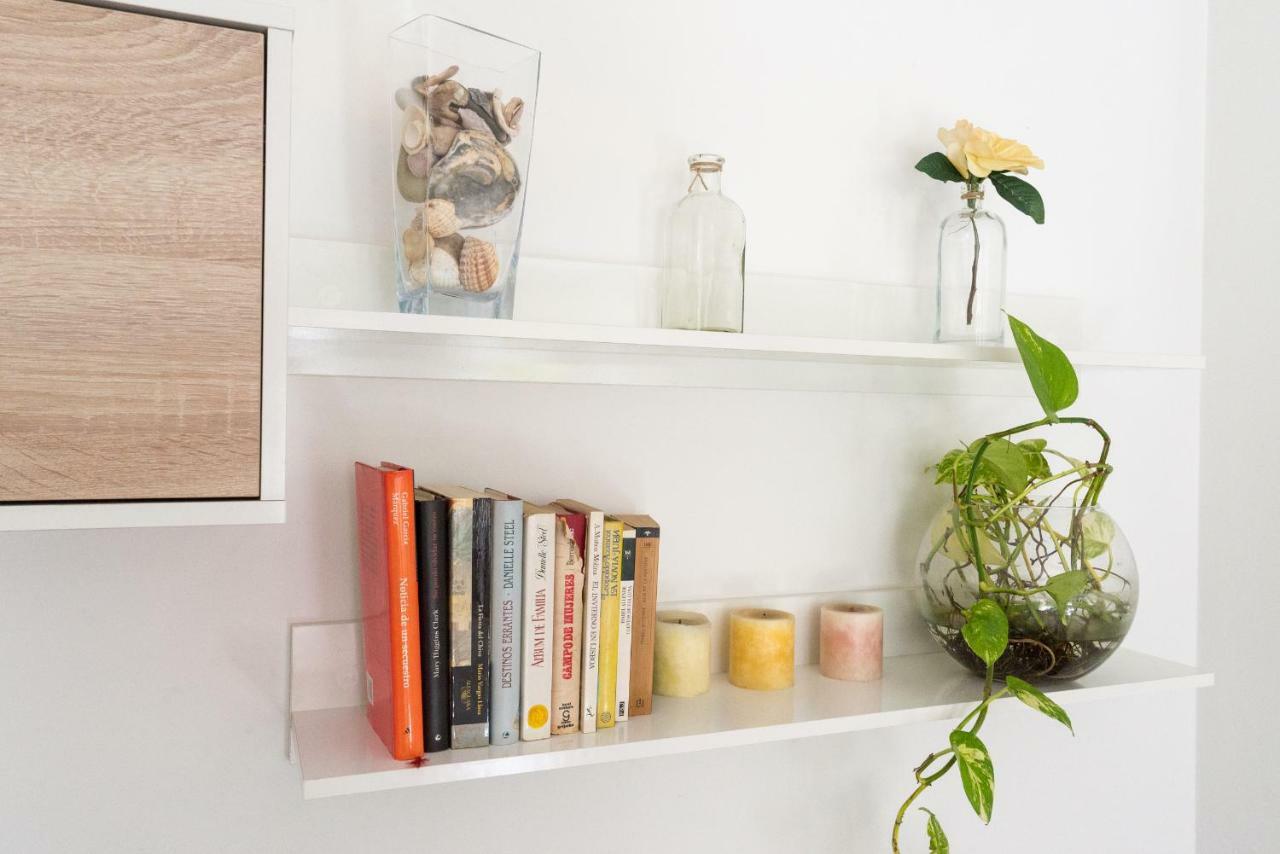 Ambc-very Quiet Steps Away From Old Town Apartment *