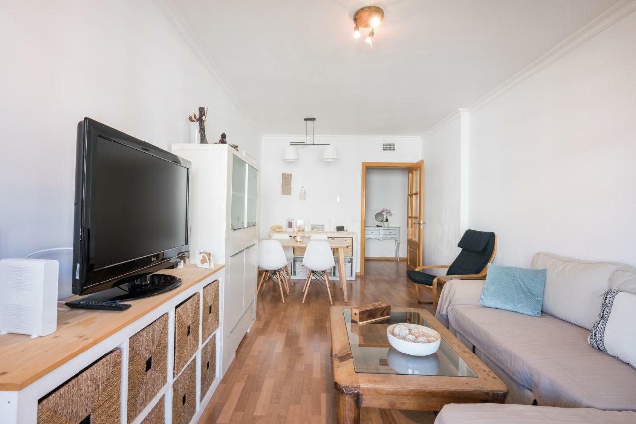 Wintowinrentals Parque Litoral, Family & Appartement Málaga