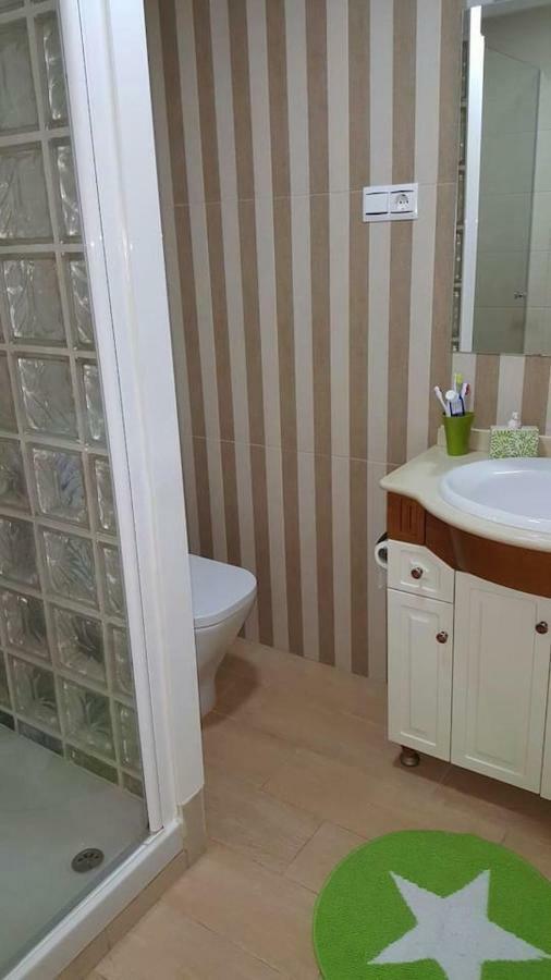 Study Near And The Beach Apartment Málaga