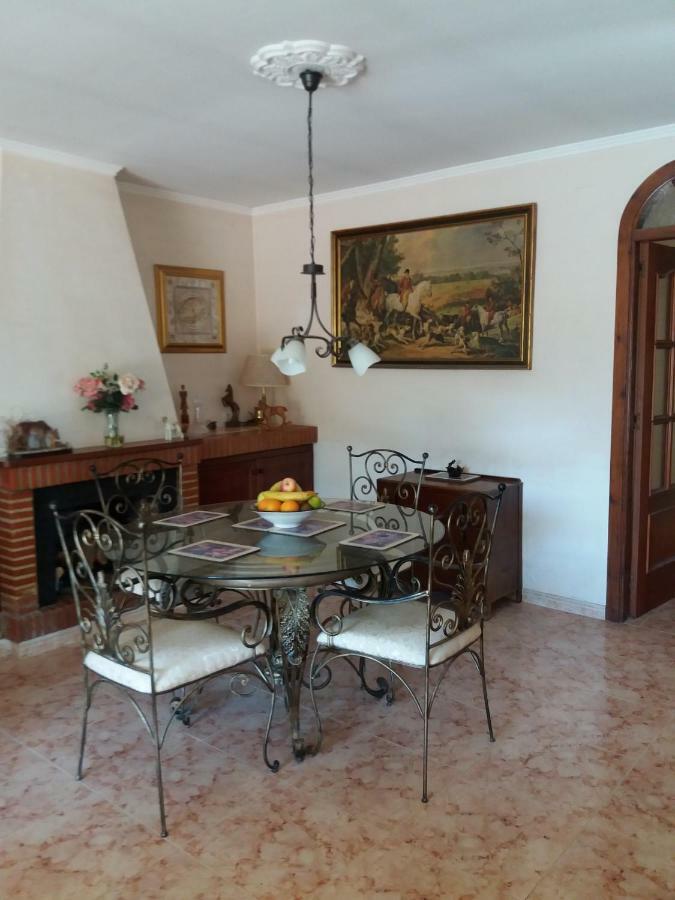 De La Rosa Malaga