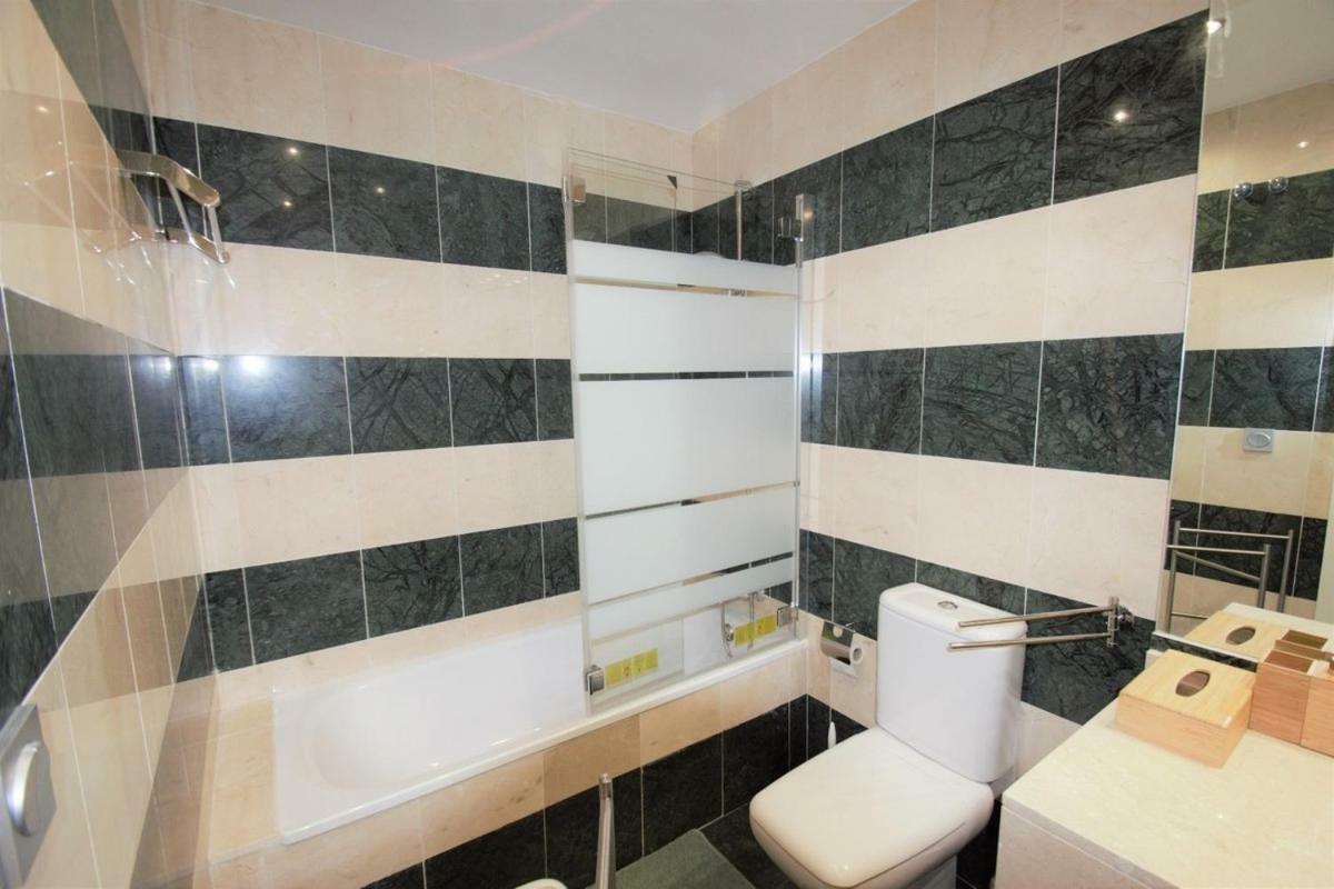 Beach And Golf Paradise With Extra Comfort Appartement Málaga