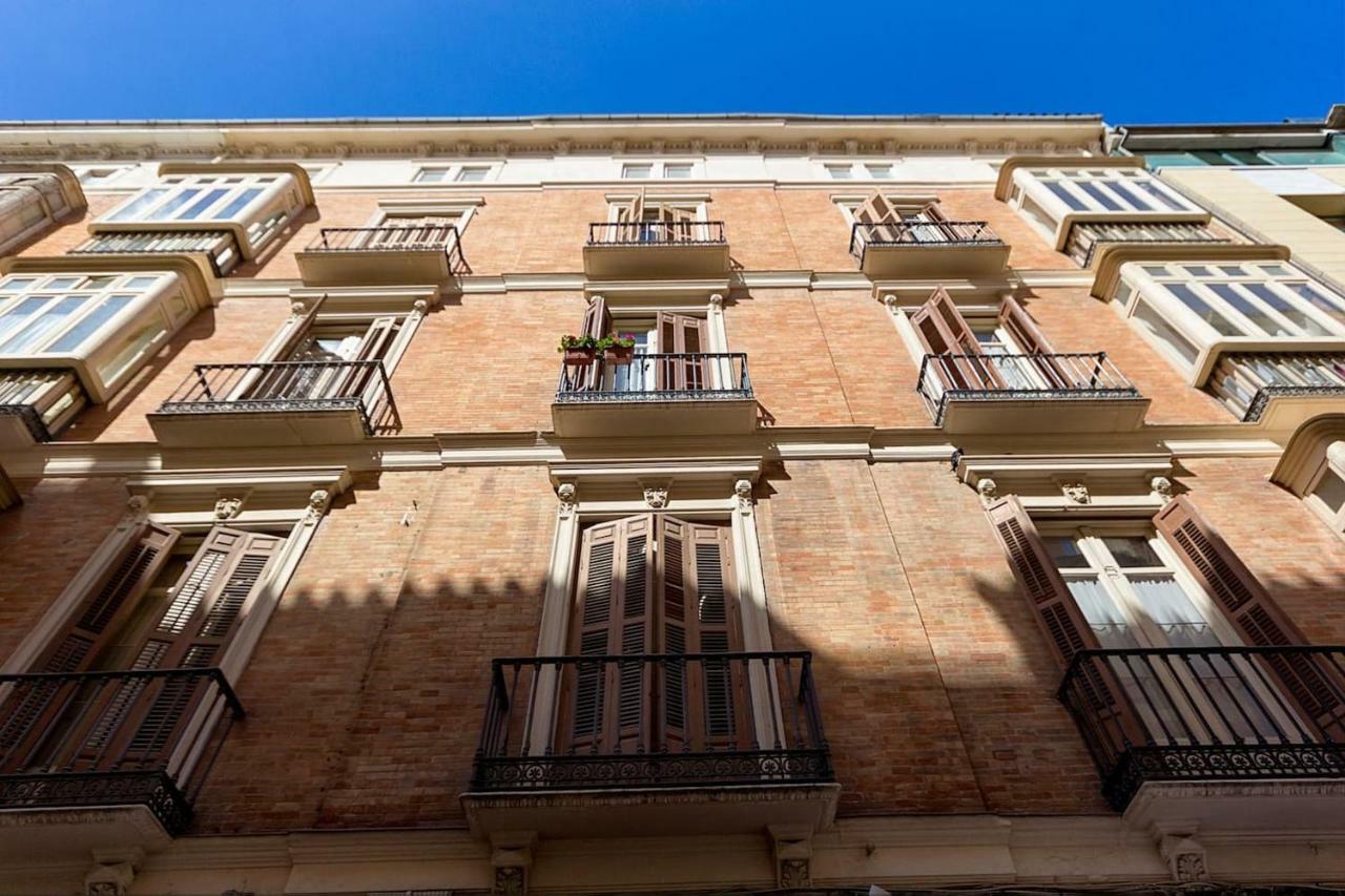 Strachan Una De Las Calles Mas Lujosas Y Centricas De Málaga