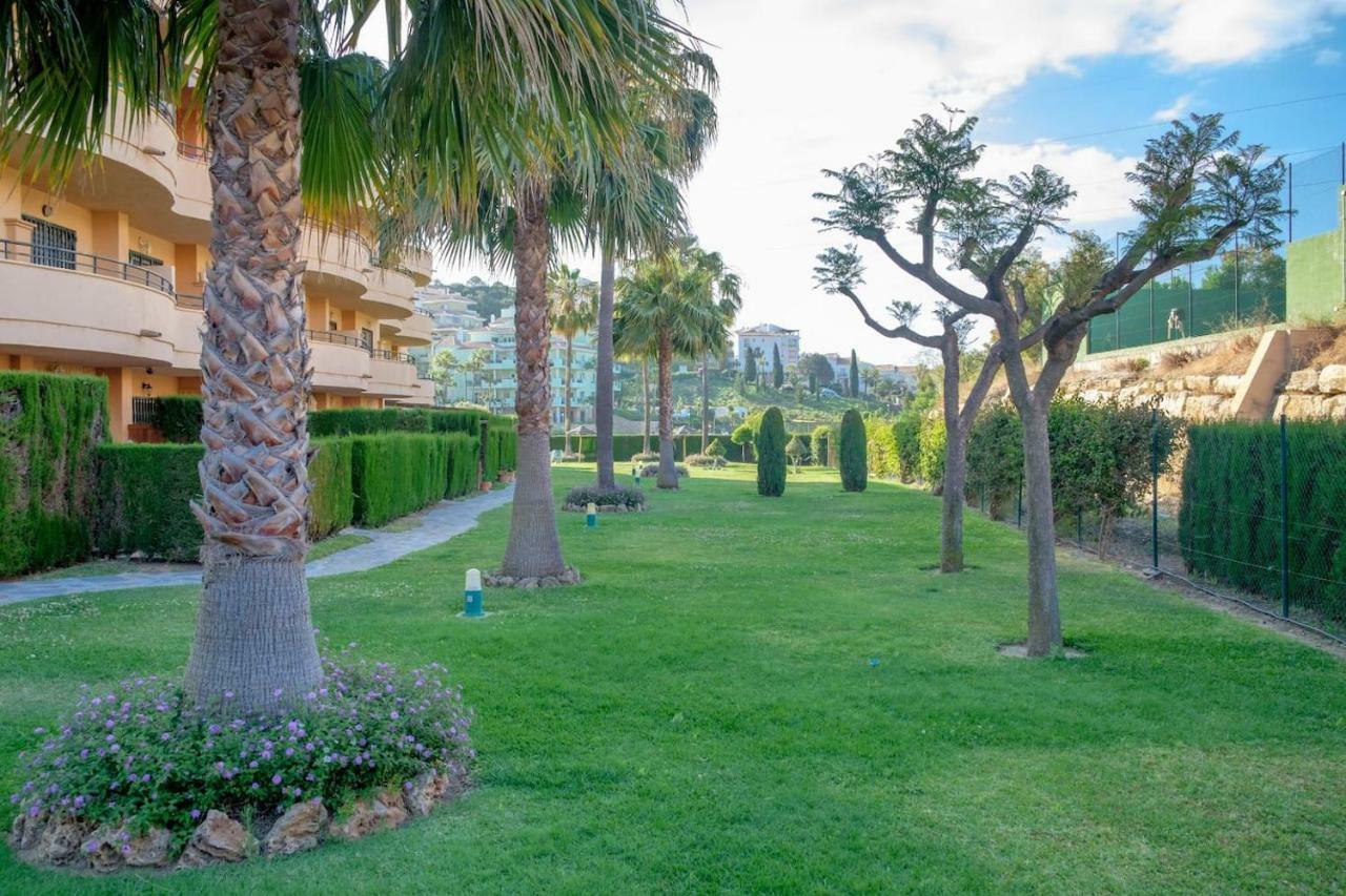 Apartamento Modern And Stylish Seeview And Golfview